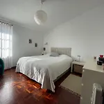 Santa Cruz House * Areias