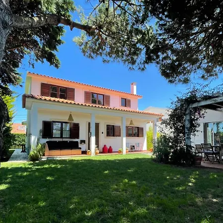 Santa Cruz House