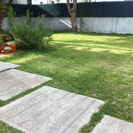 Santa Cruz House * Areias
